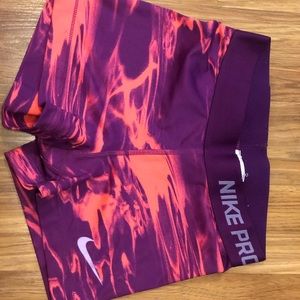 Patterned Women's Nike Pro 3" Training Shorts